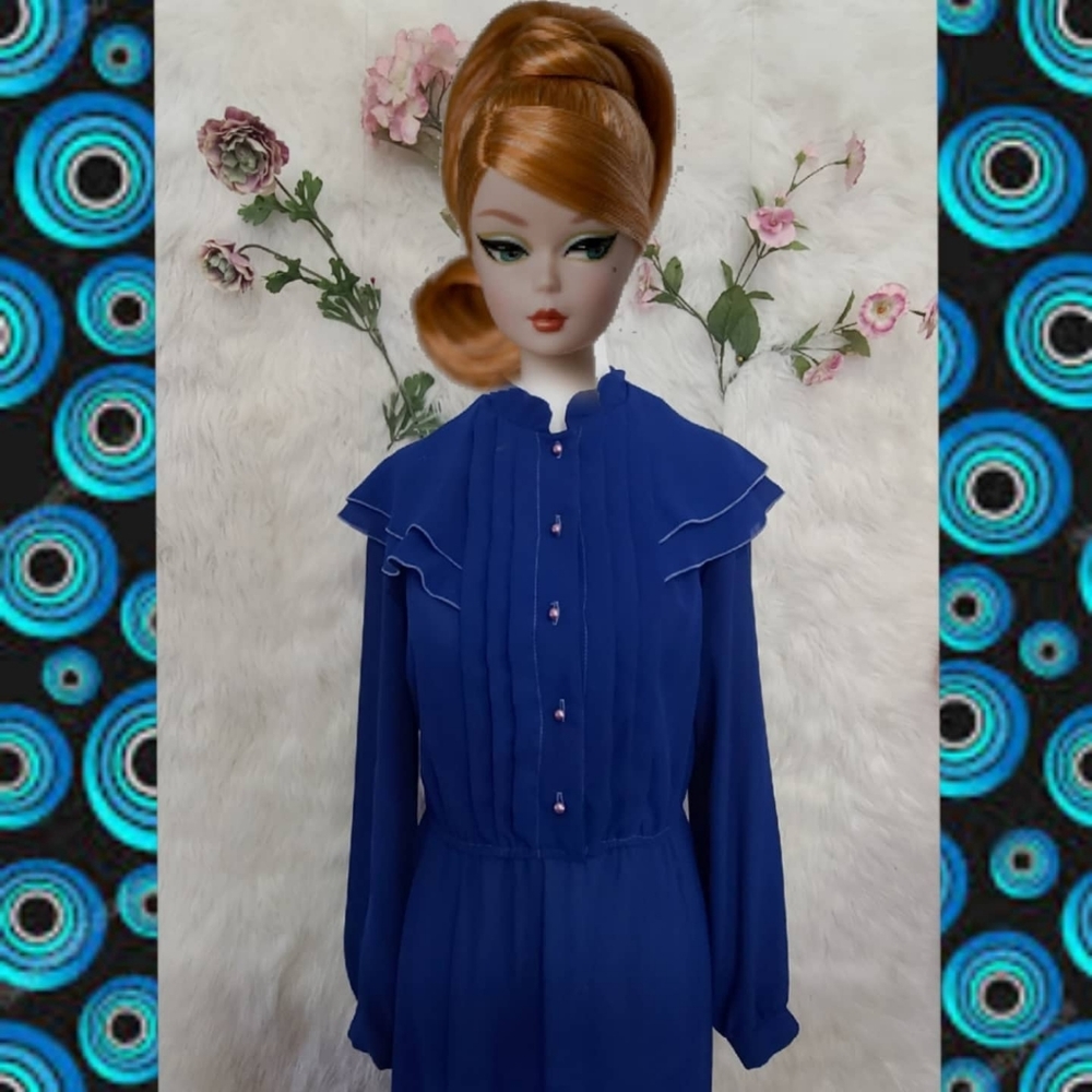 Vintage - Blue dress with prairie style mockneck